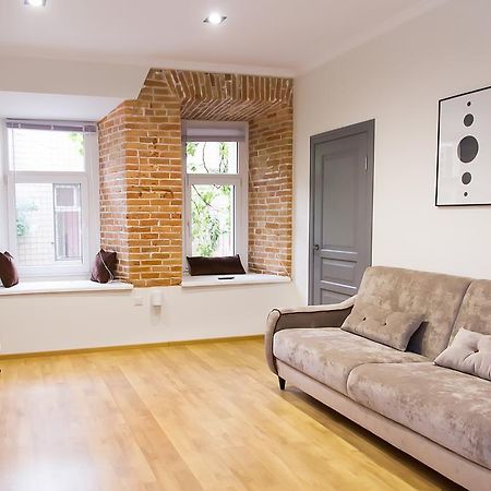 Apartment In The Center Of Odessa Exterior foto
